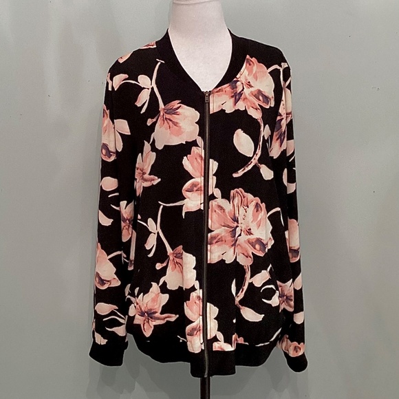 NWOT~Monteau~Black Floral Bomber Jacket~Front Zip~ Lightweight~Size L - Picture 5 of 11